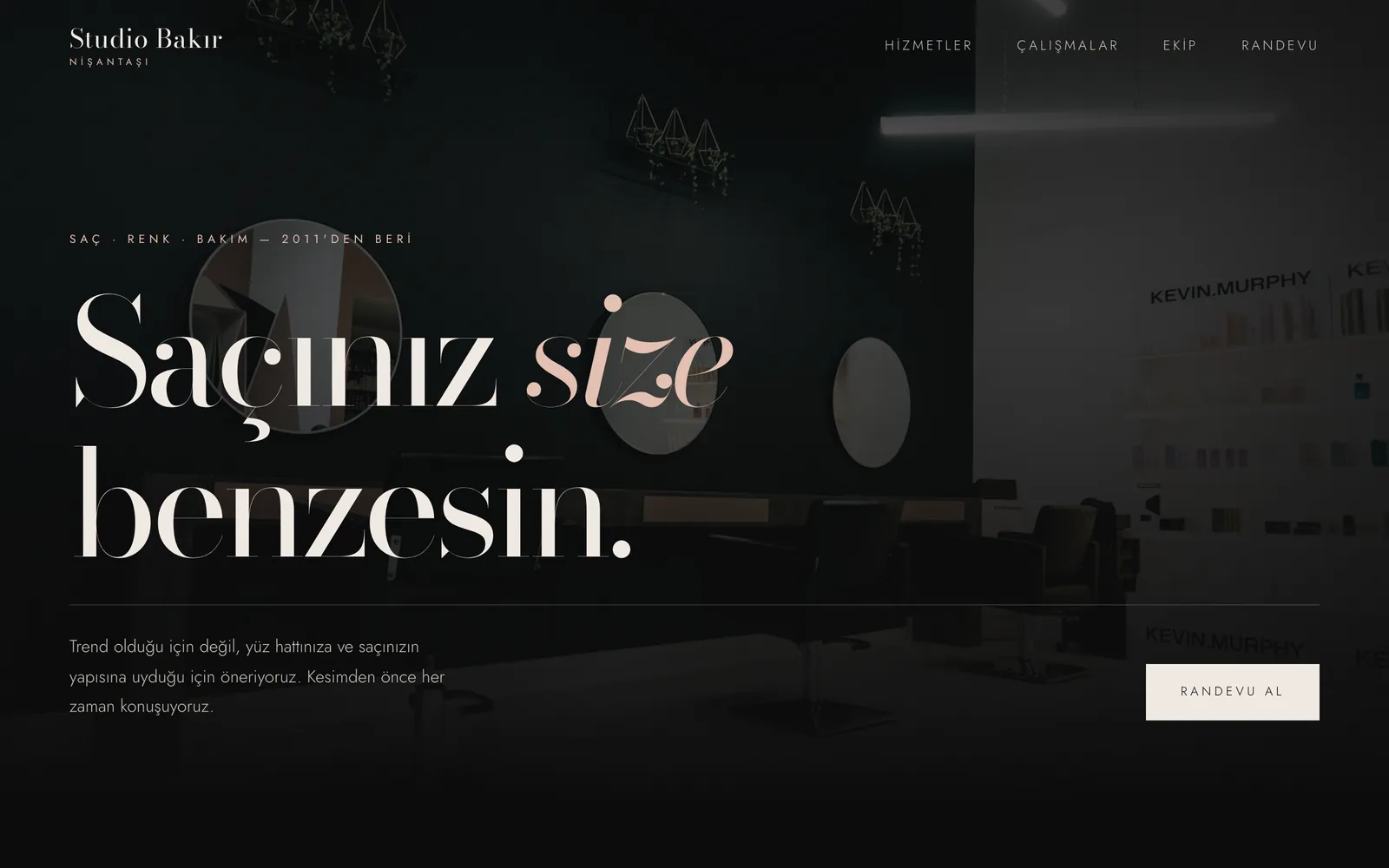 Studio Bakır kuaför sitesinin ana sayfası