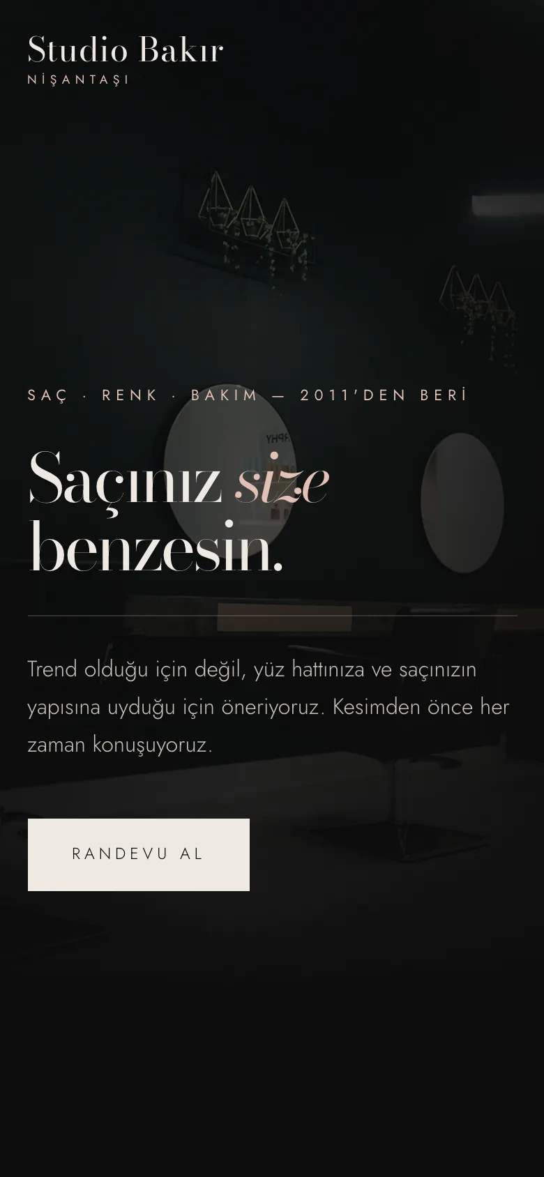 Studio Bakır sitesinin telefon görünümü